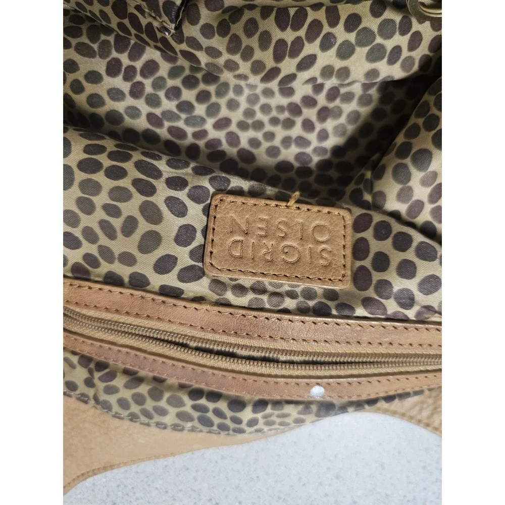 Sigrid Olsen Vintage HoBo‎ Camel Color Leather Shoulder Bag Good Clean